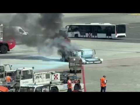 Il video dell’incendio al container dei bagagli a Malpensa: i sospetti sulle batterie al litio