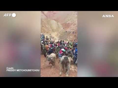 Repubblica Centrafricana, crollata una miniera d’oro: il video della tragedia