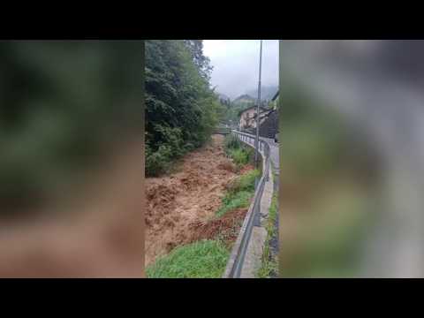 Ornica, il torrente in piena a causa del maltempo