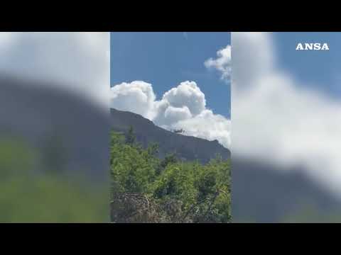Incendi Abruzzo, ripreso rogo sul Morrone: 5 velivoli e 100 persone a terra