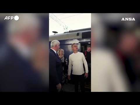 Ucraina, il presidente finlandese a Kiev per il Giorno dell’Indipendenza