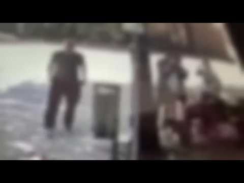 Clochard ucciso a botte a Caserta: il video dell’aggressione diffuso sui social