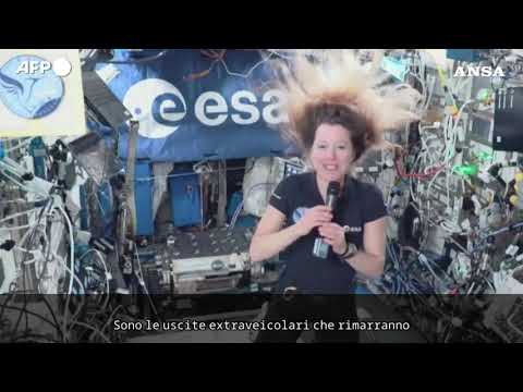 La prima astronauta francese a camminare nello spazio: “Lassù ci si sente piccolissimi”