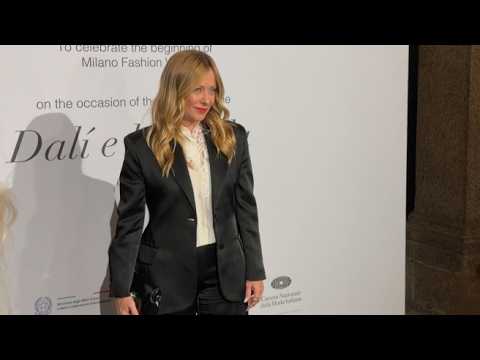 L’arrivo di Meloni alla cena di gala della Milano Fashion Week