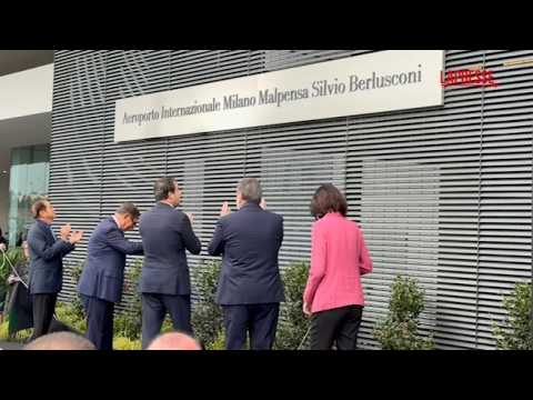 L’aeroporto di Malpensa intitolato a Berlusconi, svelata la targa