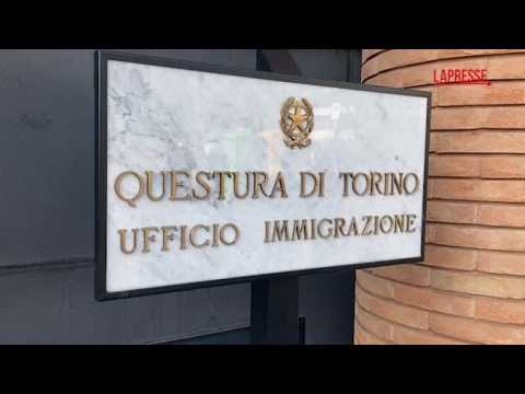 Torino: apre nuovo ufficio immigrazione della questura, si punta ad accorciare le code