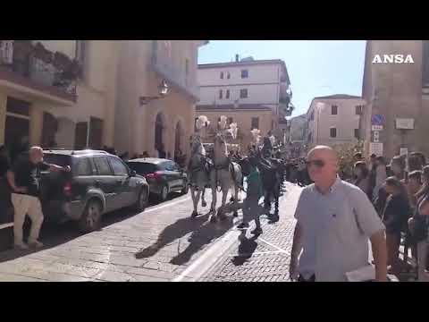 Città Sant’Angelo, i funerali dell’italiana uccisa al rave in Svizzera