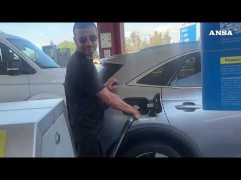 Caro-benzina, Torino: la senza-piombo sopra i 2,1 euro al litro