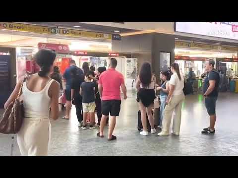 Sciopero dei treni, disagi alla stazione di Porta Nuova a Torino