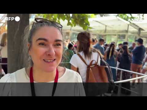 “Discriminate perché donne”, la Tour Eiffel riapre dopo lo stop dei dipendenti