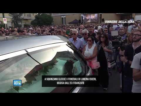 I funerali di Lorena Isceri, uccisa dal suo ex sull’autostrada A1