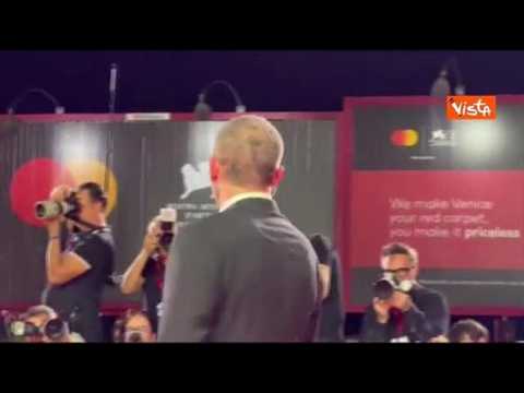 Venezia 83, Ben Affleck su red carpet per sostenere il fratello Casey a debutto mondiale con…