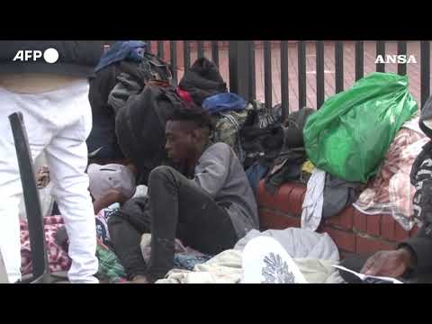 Migranti, in Sudafrica nuove proteste contro i “sans-papiers”
