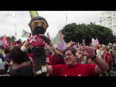 Brasile, Lula mobilita la base a tre settimane dalle elezioni